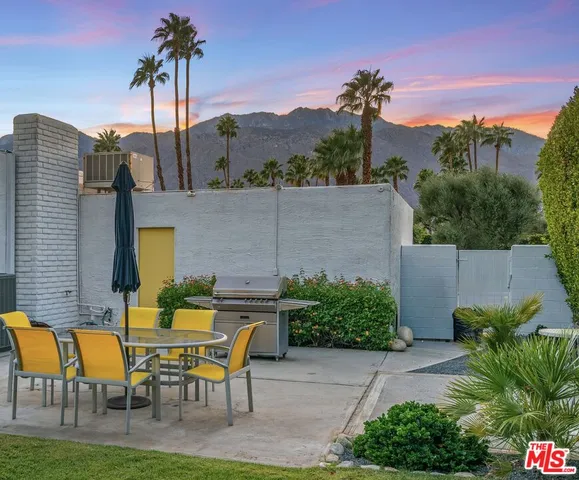 $1,150,000 | 544 North Tercero Circle, Palm Springs, CA 92262