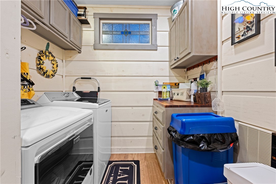 126 Moore Mountain Road Vilas, NC 28692 - Photo 11 of 43 a kitchen with a refrigerator and a stove
