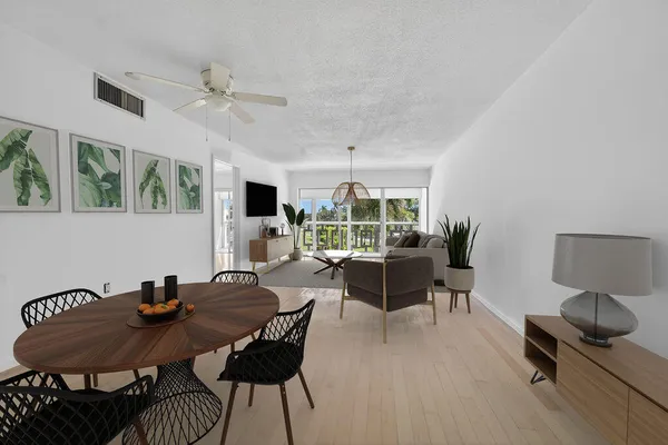 $215,000 | 331 Tequesta Drive, Unit 224, Tequesta, FL 33469