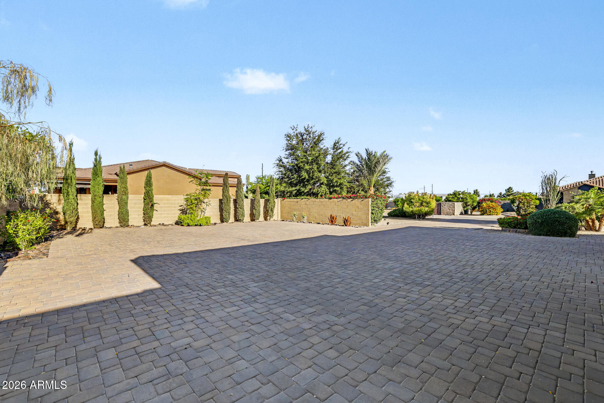 806 West Desert Ranch Road Phoenix, AZ 85086 - Photo 7 of 98 12 - Desert Ranch