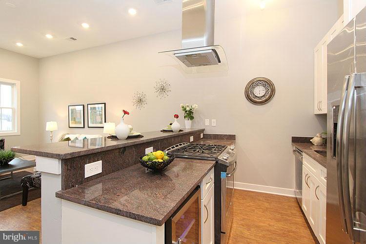 2012 D Street Northeast, Unit 2 Washington, DC 20002 - Photo 6 of 17 Kitchen