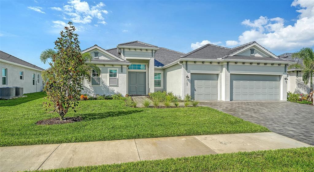17285 Albatross Road Venice, FL 34293 - Photo 2 of 91 Gallery Image 2