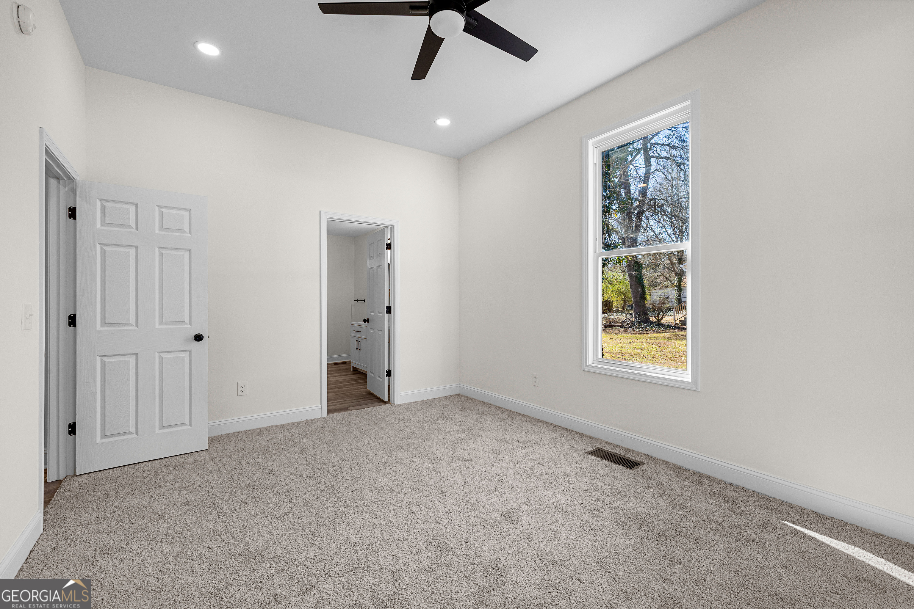 41 Wilcoxon Street Newnan, GA 30263 - Photo 13 of 31