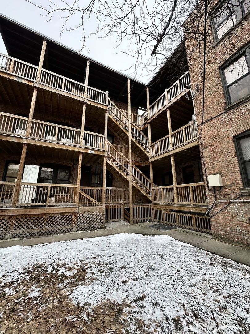 616 South Loomis Street, Unit 1 Chicago, IL 60607 - Photo 3 of 8