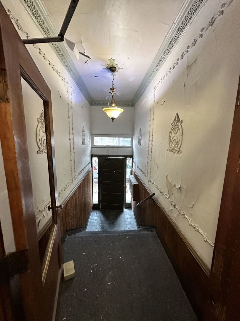 616 South Loomis Street, Unit 1 Chicago, IL 60607 - Photo 8 of 8