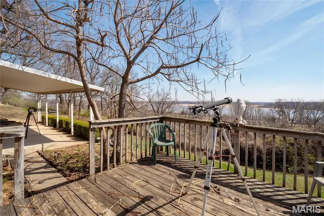 $229,900 | 9910 Parkway Drive, St. Louis, MO 63137