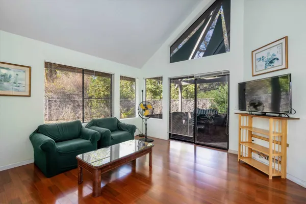 $1,850,000 | 2160 Kamehameha V Highway, Kaunakakai, HI 96748
