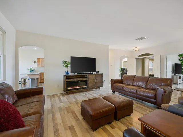 $1,299,999 | 895-24 24 1/2 Road, Grand Junction, CO 81505