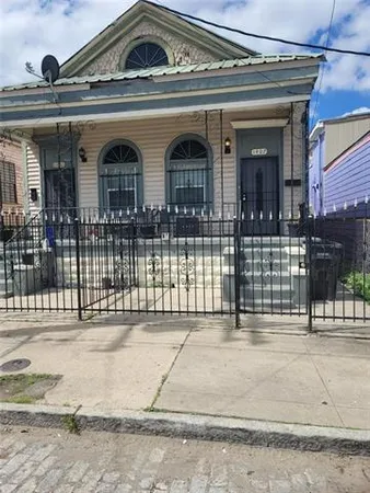 $1,600 | 1407 Magnolia Street, New Orleans, LA 70113