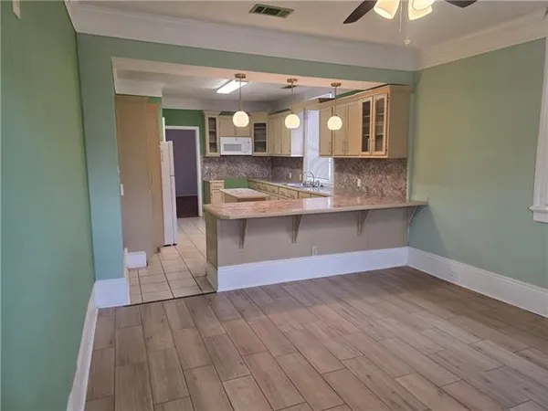$1,600 | 1407 Magnolia Street, New Orleans, LA 70113