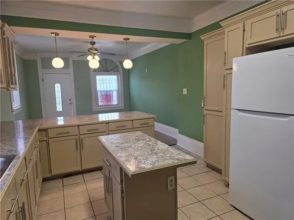 $1,600 | 1407 Magnolia Street, New Orleans, LA 70113