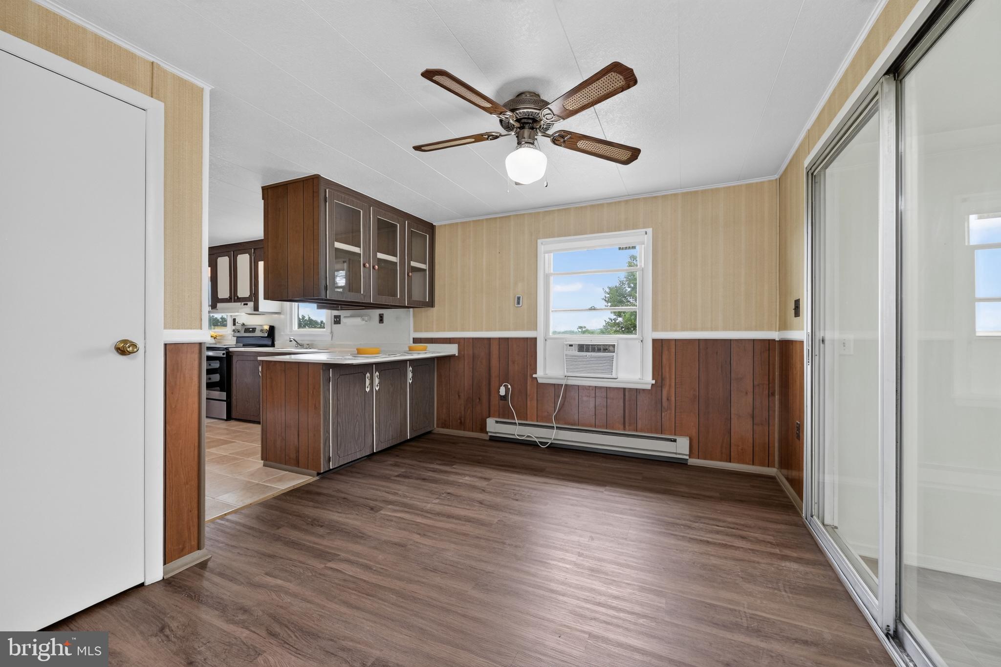 13835 Howard Road Dayton, MD 21036 - Photo 13 of 43 Dining room with ceiling fan