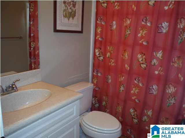1356 Caliston Way Pelham, AL 35124 - Photo 15 of 32