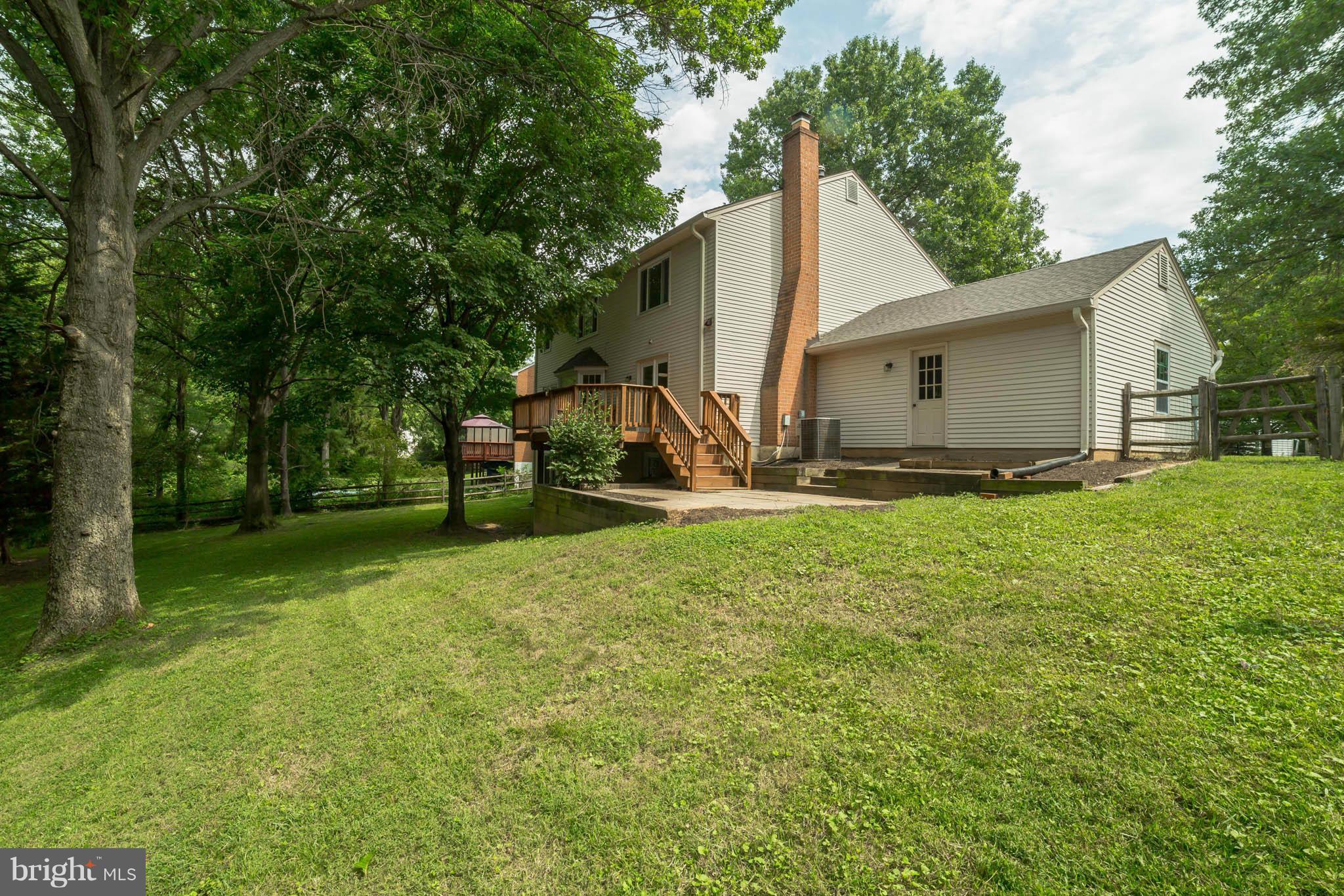 13 Thorburn Road Gaithersburg, MD 20878 - Photo 3 of 30 Exterior (General)