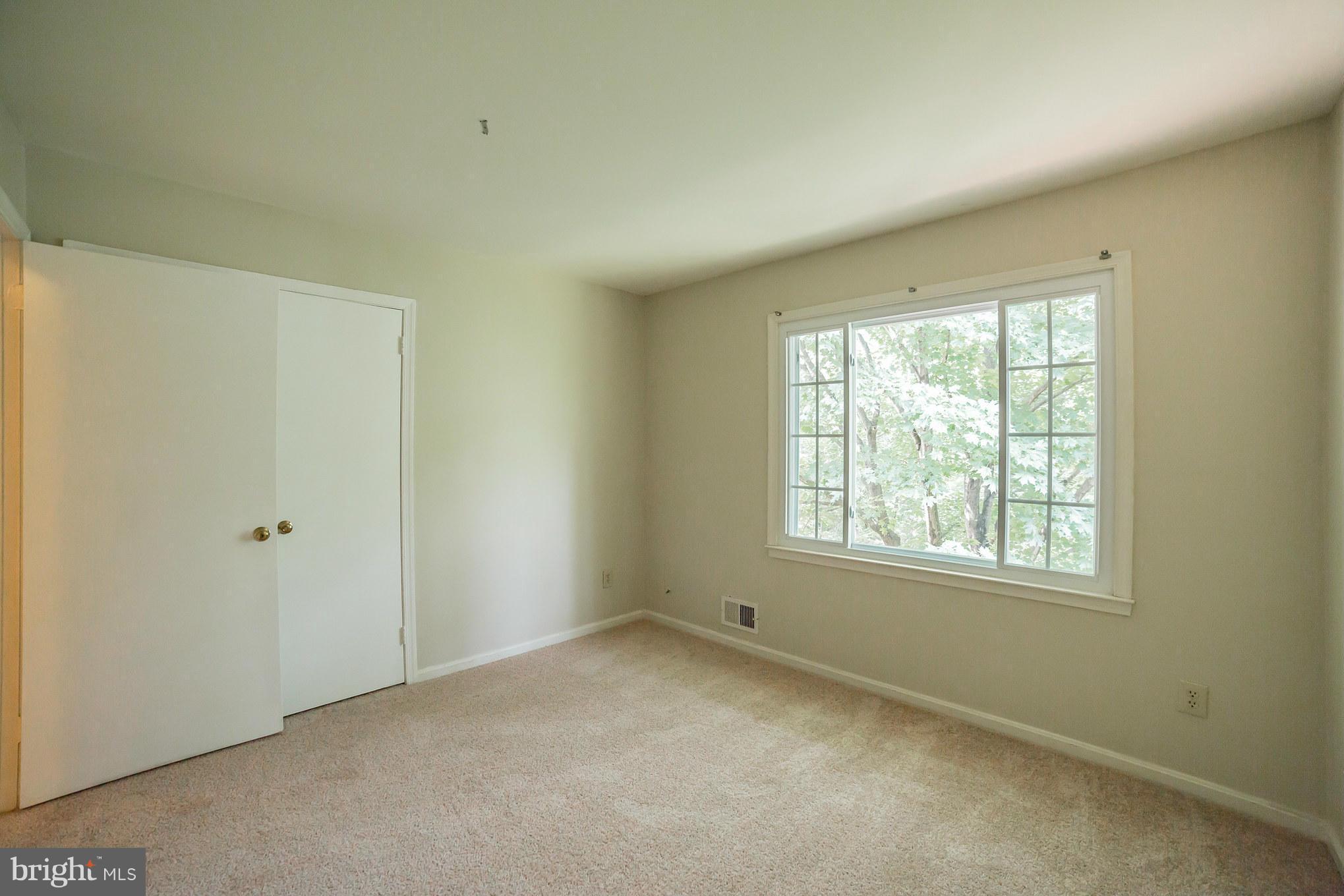13 Thorburn Road Gaithersburg, MD 20878 - Photo 23 of 30 Bedroom