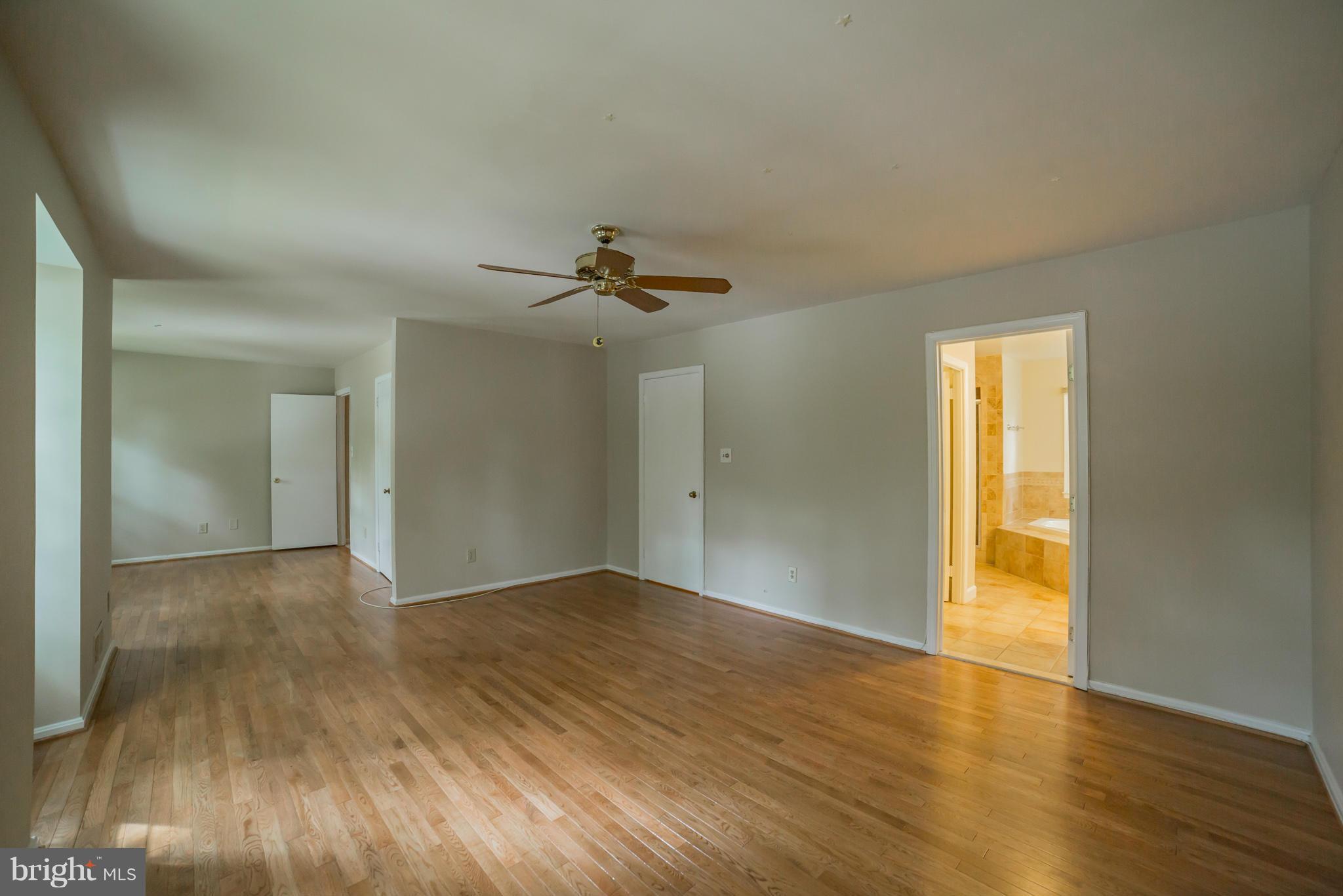 13 Thorburn Road Gaithersburg, MD 20878 - Photo 25 of 30 Bedroom (Master)
