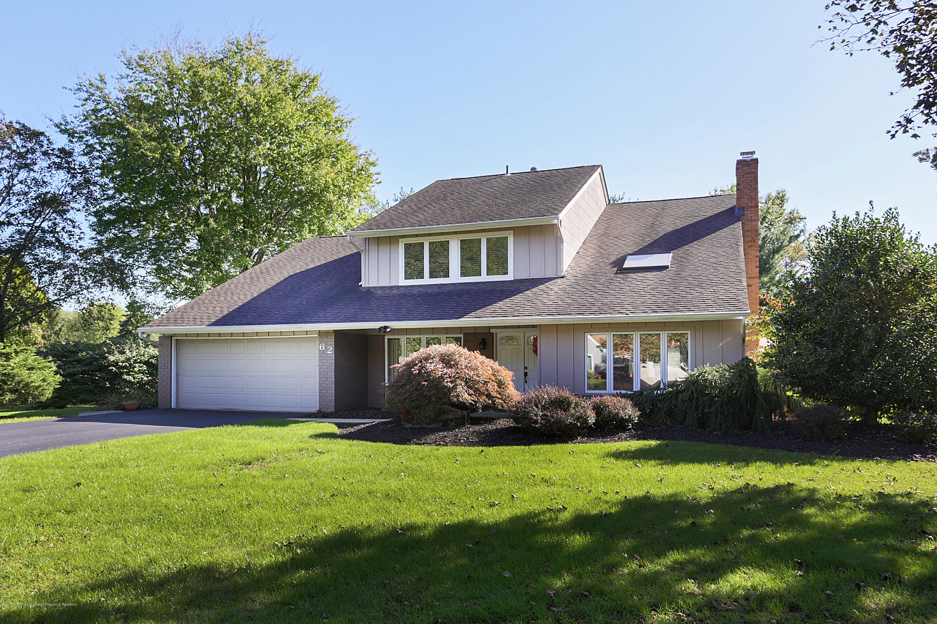 62 Ethan Allen Road Freehold, NJ 07728 - Photo 3 of 34 IMG_3767_68_69_70_71