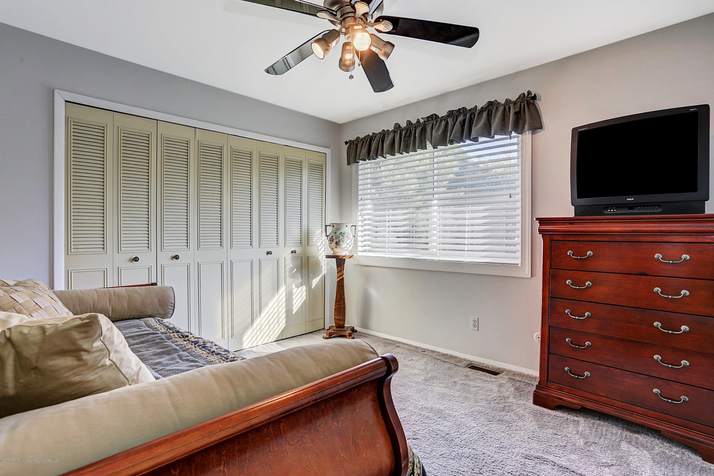 62 Ethan Allen Road Freehold, NJ 07728 - Photo 25 of 34 IMG_3932_3_4_5_6_fused