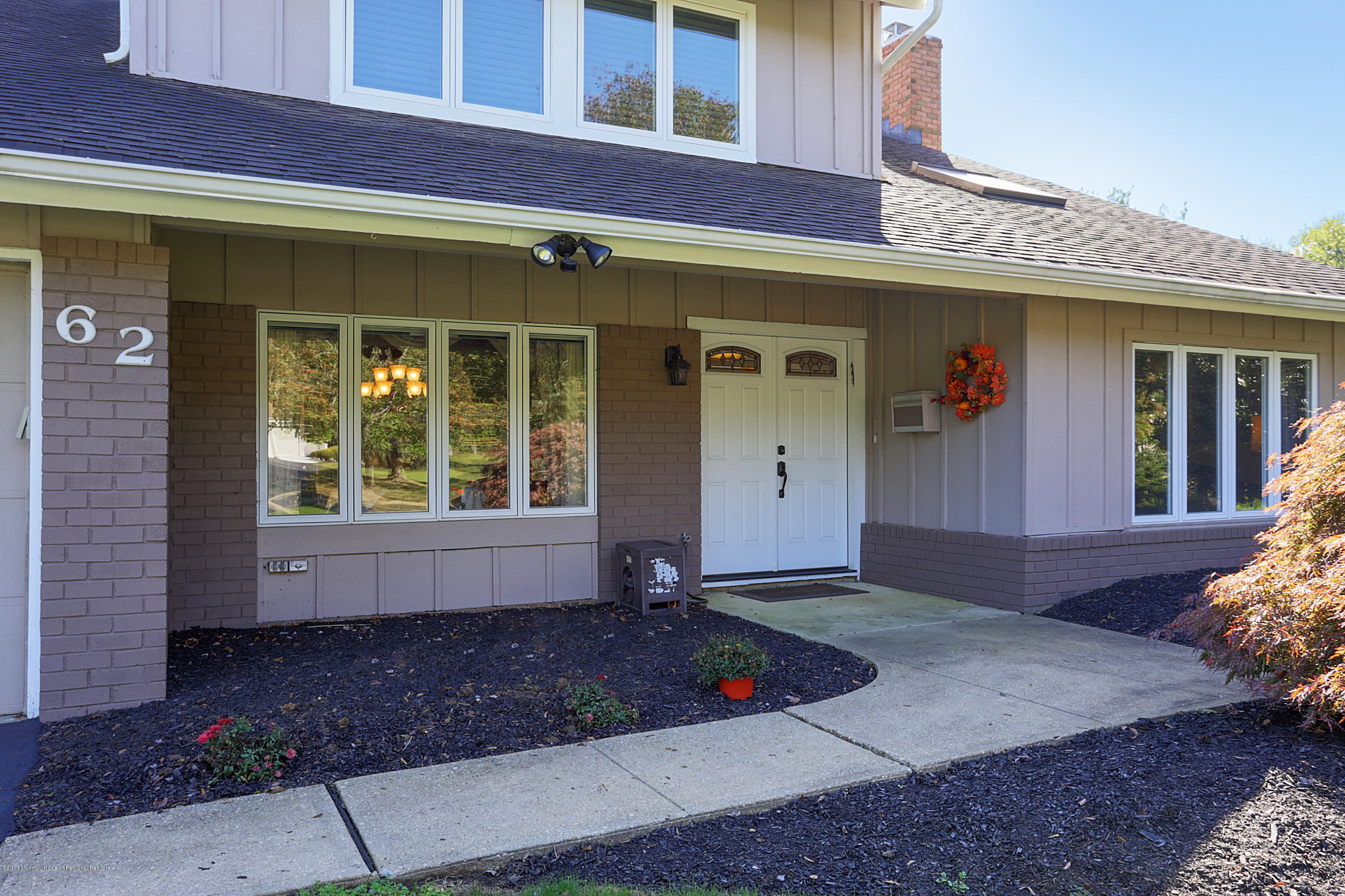 62 Ethan Allen Road Freehold, NJ 07728 - Photo 4 of 34 IMG_3772_3_4_5_6