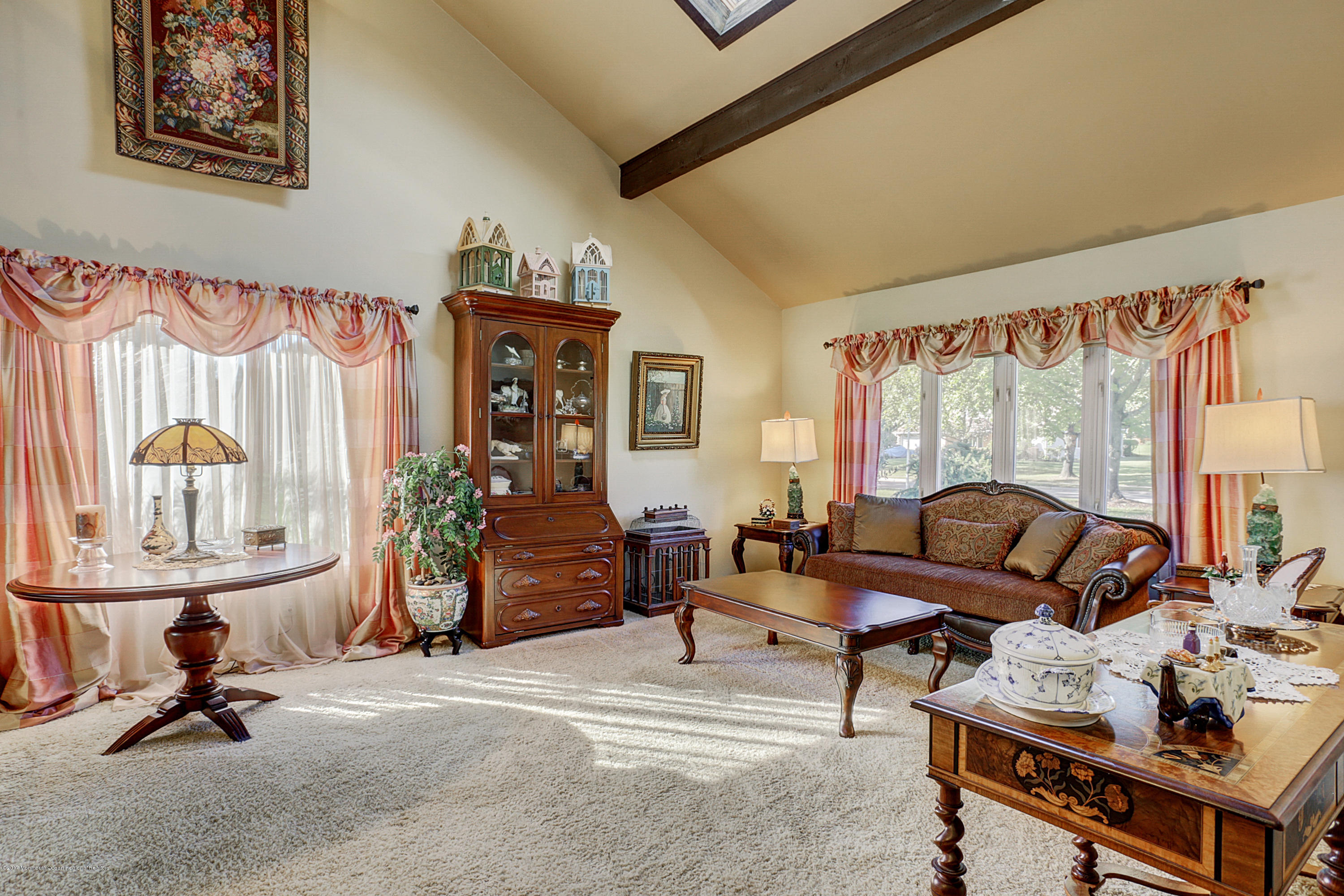 62 Ethan Allen Road Freehold, NJ 07728 - Photo 10 of 34 IMG_3916_17_18_19_20_fused