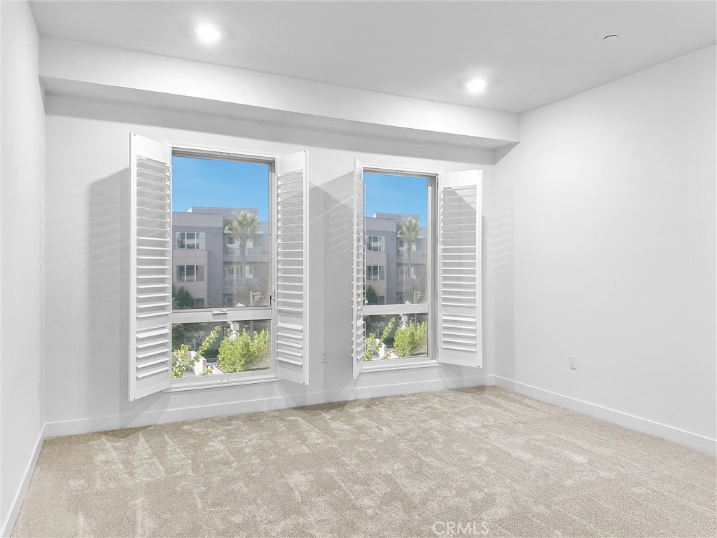 4302 Rivington Irvine, CA 92612 - Photo 34 of 62