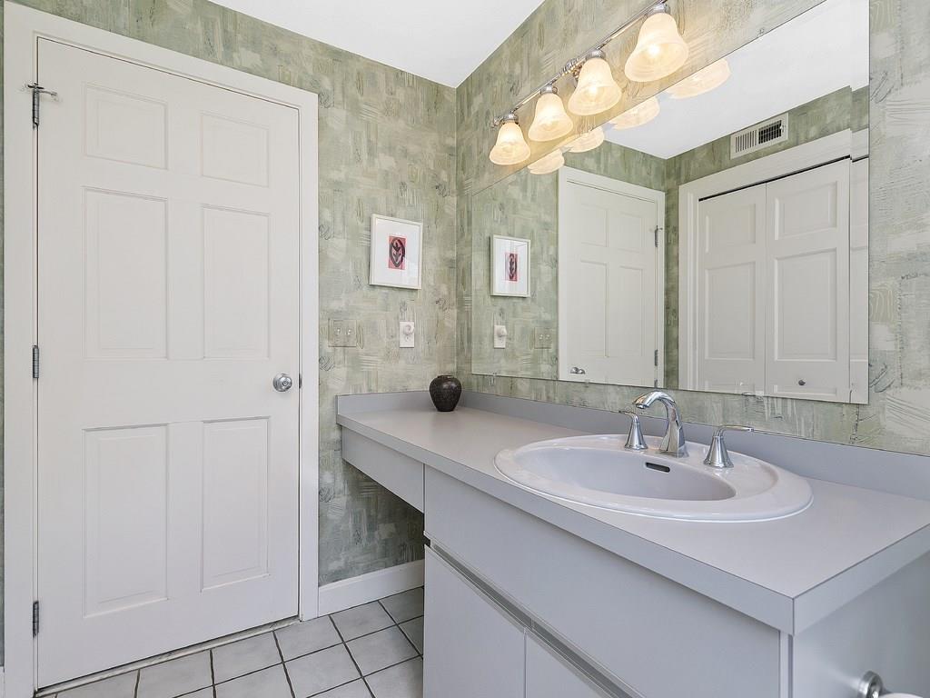 45 Eliot Hill Road Natick, MA 01760 - Photo 13 of 26 Gallery Image 13
