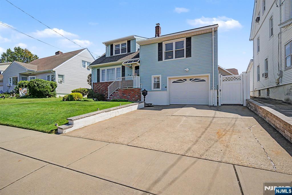 16 6th Street Wood-Ridge, NJ 07075 - Photo 2 of 49 Gallery Image 2