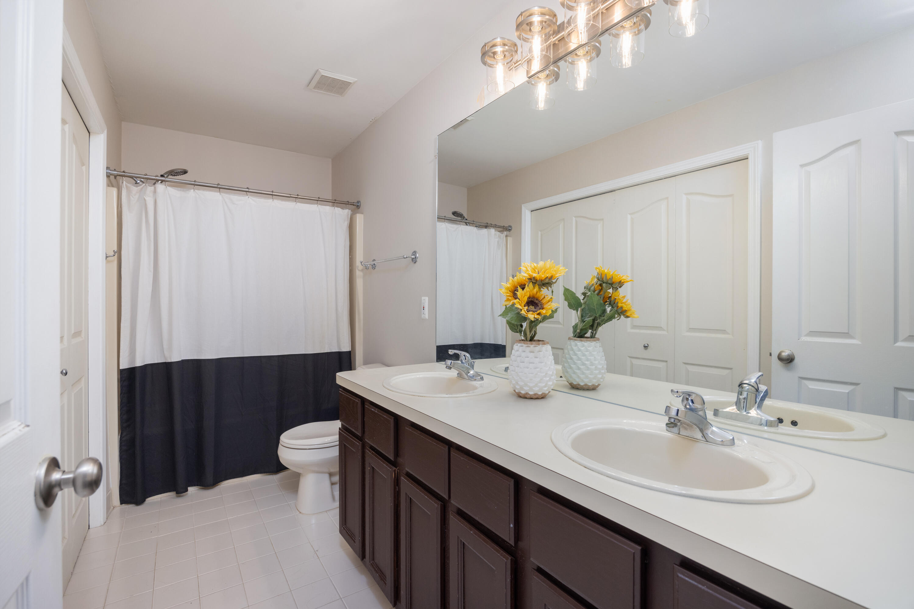 4923 Lexington Court Rochester, MI 48306 - Photo 24 of 42 4923 Lexington Ct 21