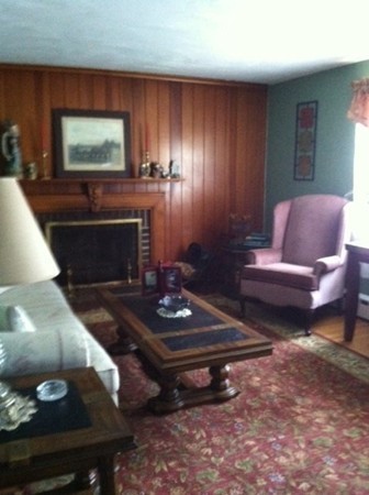 56 Robinson Road West Springfield, MA 01089 - Photo 8 of 25 Gallery Image 8