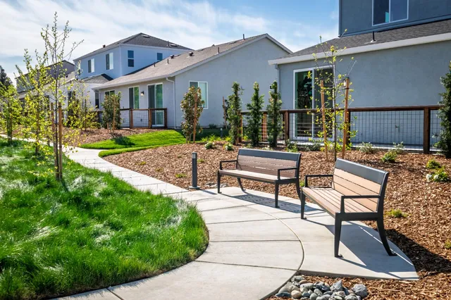 $585,900 | 4027 Porton Lane, Carmichael, CA 95608