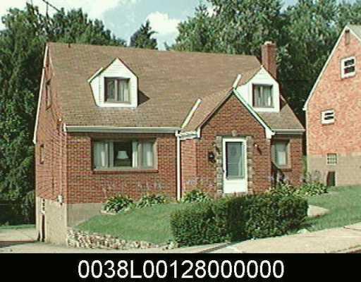 106 Parkedge Road Green Tree, PA 15220 - Photo 1 of 1 Exterior Front.