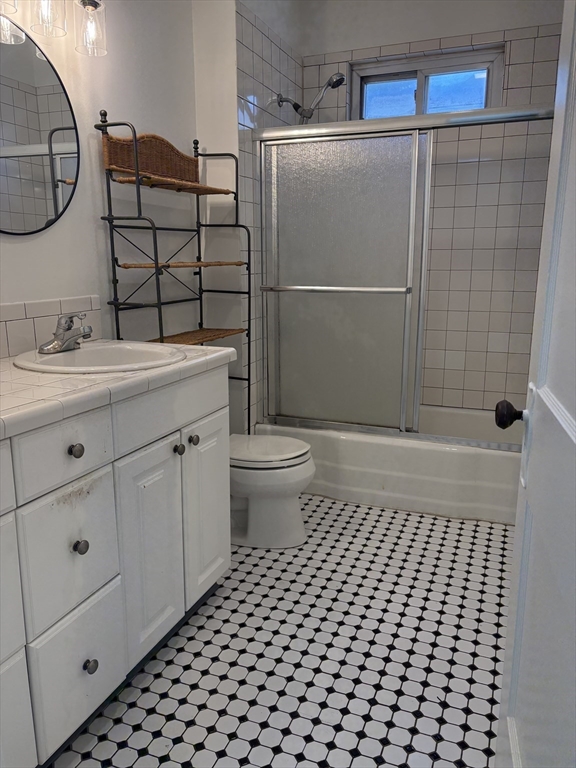 11 Hancock Street, Unit 1R Salem, MA 01970 - Photo 4 of 7