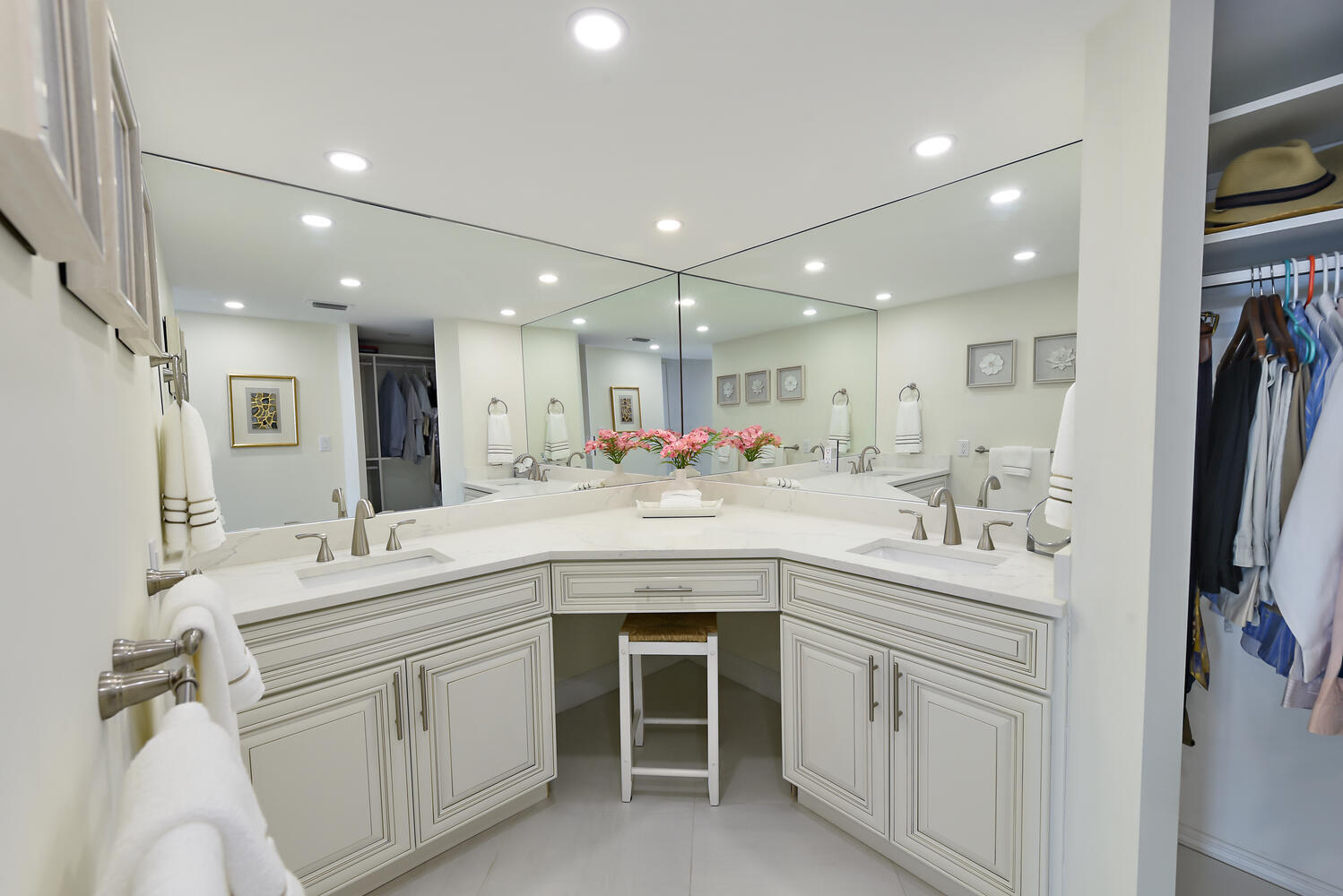 1605 Highway 1, Unit M3502 Jupiter, FL 33477 - Photo 16 of 38 Primary Bathroom
