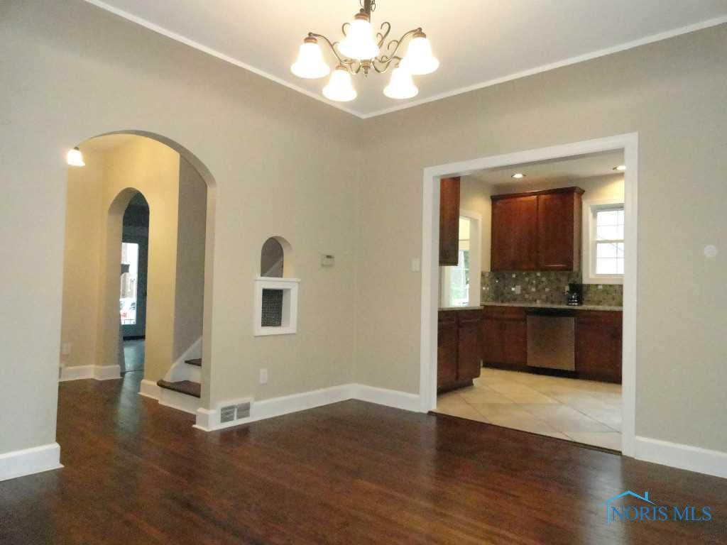 3725 Harley Road Toledo, OH 43613 - Photo 6 of 20 Dining Room.