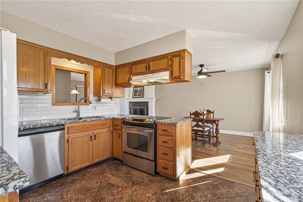 4317 Northwest R D Mize Road Blue Springs, MO 64015 - Photo 14 of 49