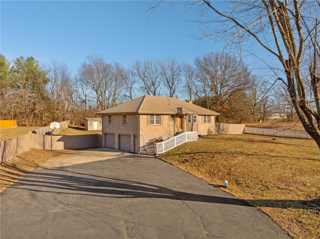 4317 Northwest R D Mize Road Blue Springs, MO 64015 - Photo 5 of 49