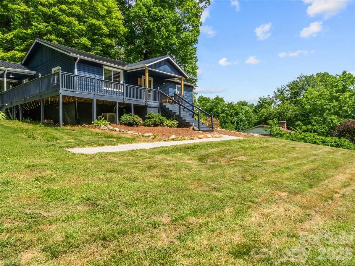 352 Jakes Branch Road Spruce Pine, NC 28777 - Photo 28 of 31