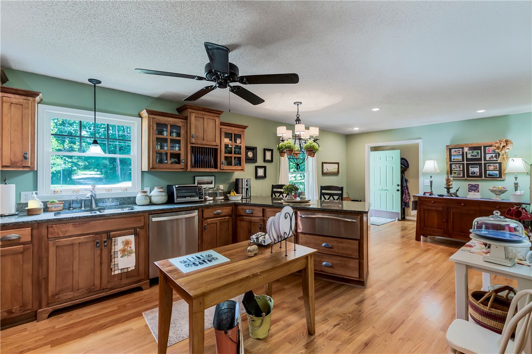 410 Bethel Church Road Walhalla, SC 29691 - Photo 11 of 49 Gallery Image 11