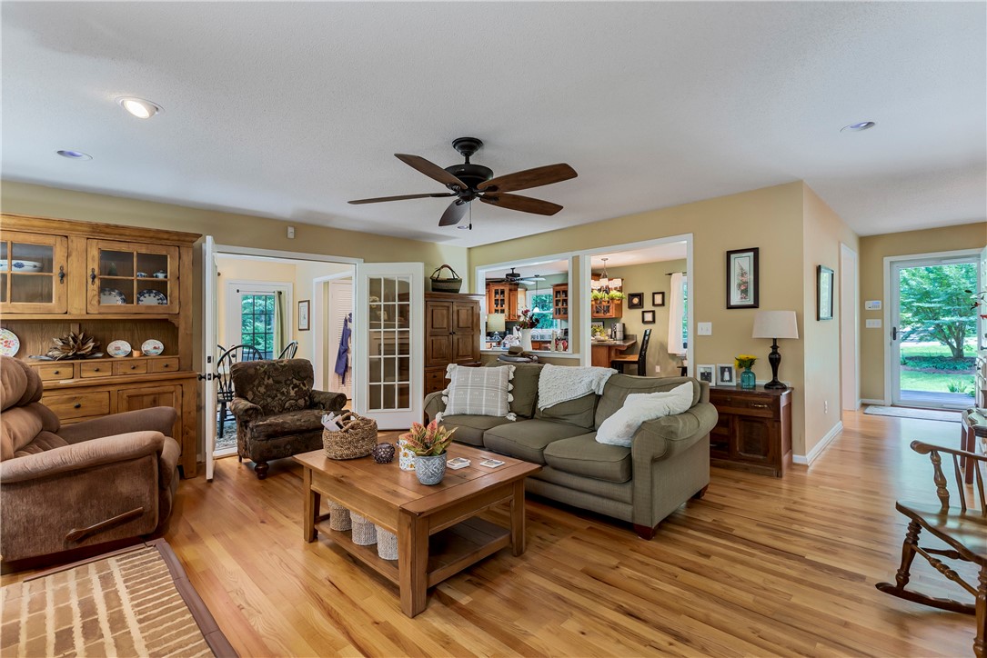 410 Bethel Church Road Walhalla, SC 29691 - Photo 17 of 49 Gallery Image 17