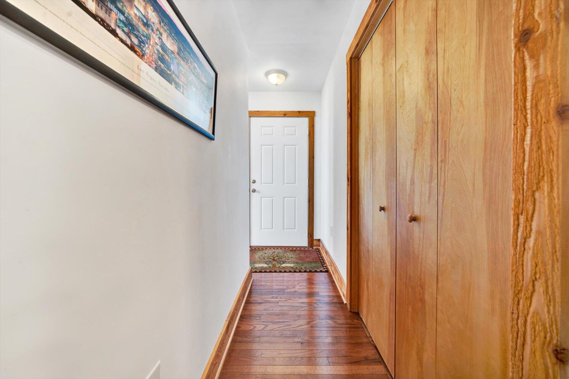 108 Old Post Road Moneta, VA 24121 - Photo 6 of 50 06-DSC00031
