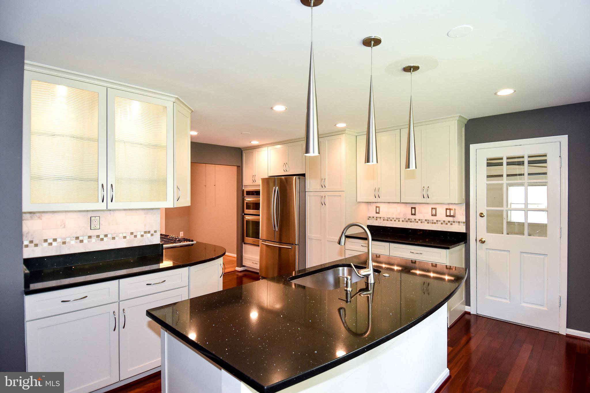5017 Powell Road Fairfax, VA 22032 - Photo 11 of 53 Kitchen