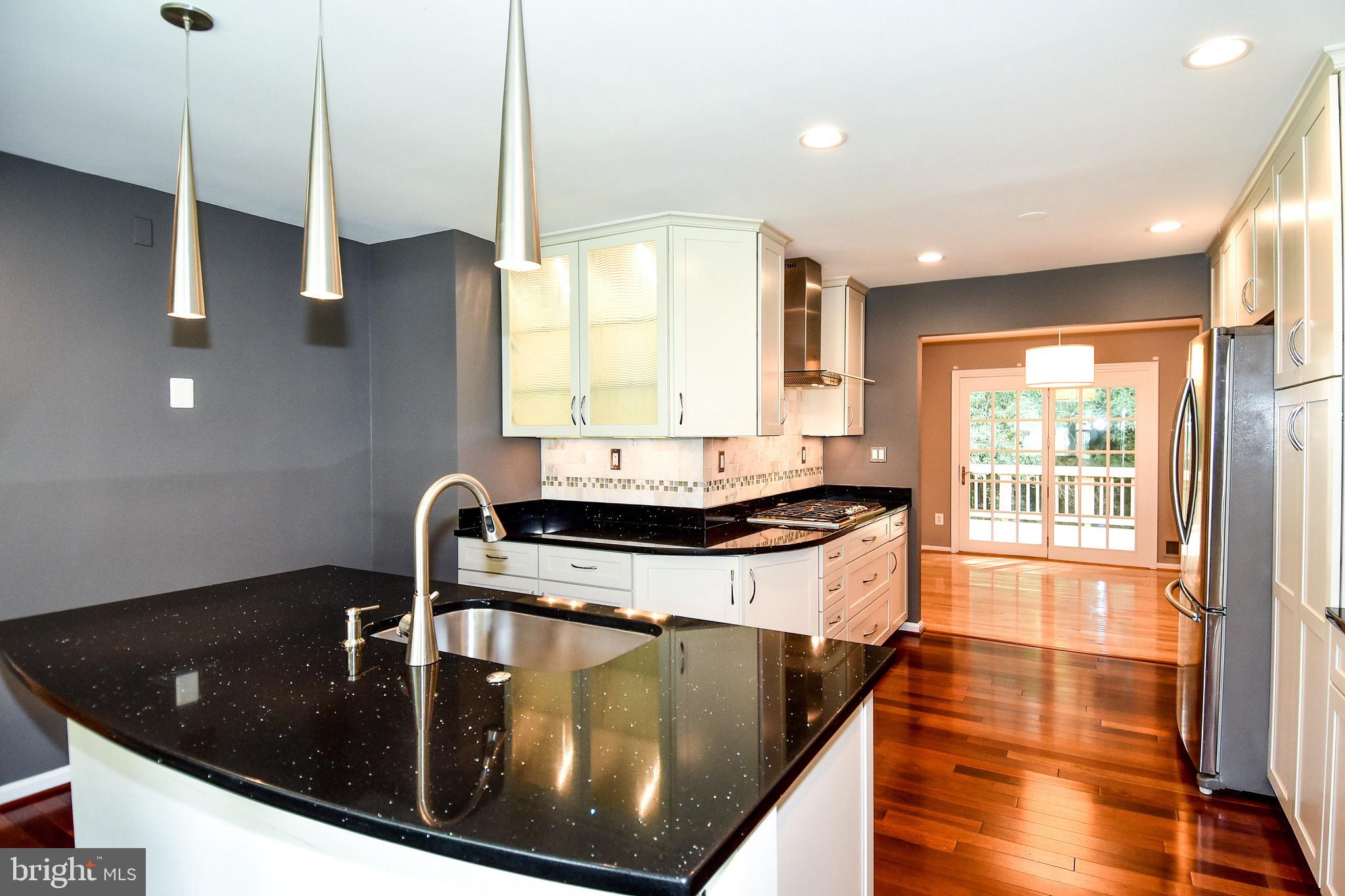 5017 Powell Road Fairfax, VA 22032 - Photo 14 of 53 Kitchen and Dining Room
