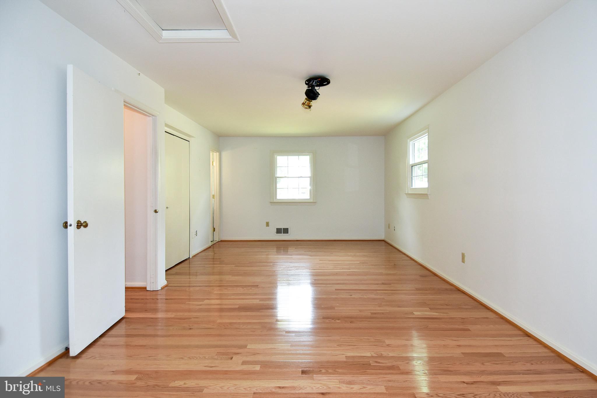 5017 Powell Road Fairfax, VA 22032 - Photo 20 of 53 Upper Level Owner's Suite