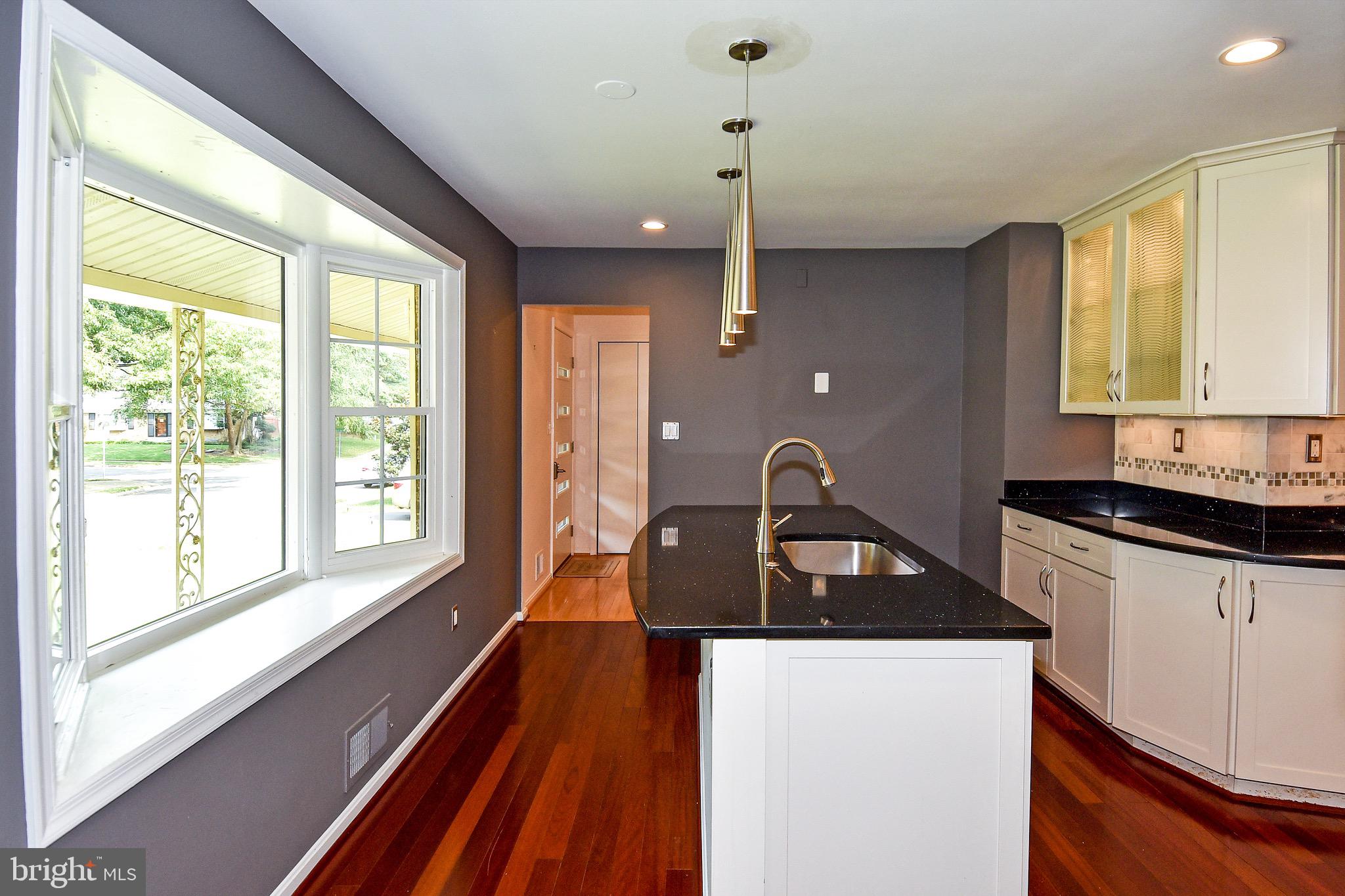 5017 Powell Road Fairfax, VA 22032 - Photo 9 of 53 Kitchen
