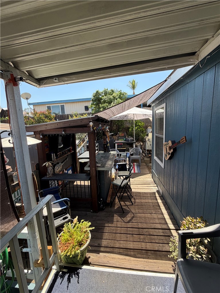1550 Rimpau, Unit 147 Corona, CA 92881 - Photo 10 of 17 a view of outdoor seating area