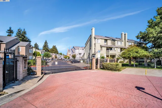 $699,888 | 73 Fernridge Court, Hayward, CA 94544