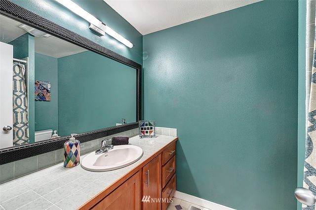 $600,000 | 19108 Northeast 140th Place, Woodinville, WA 98077