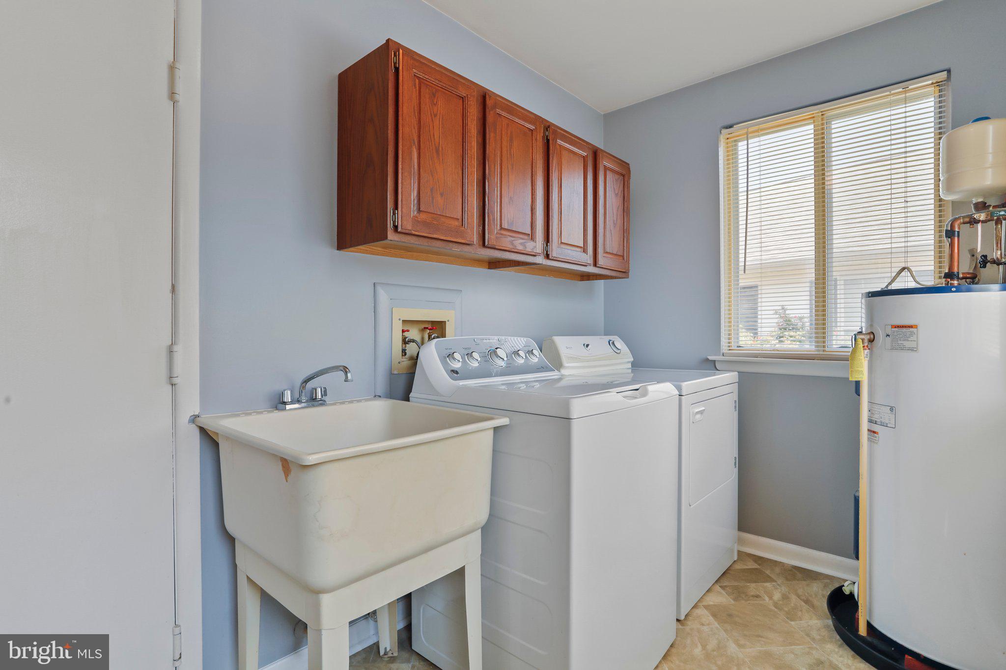 7052 Catalpa Road Frederick, MD 21703 - Photo 5 of 34