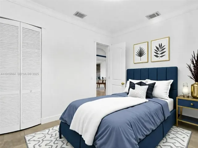 $3,795,000 | 922 Washington Street, Hollywood, FL 33019