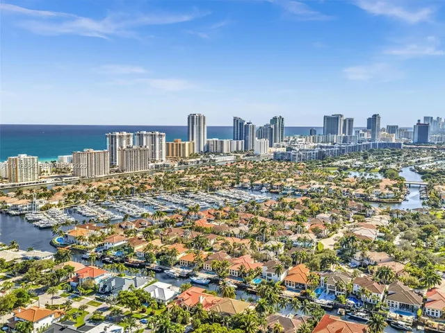 $3,795,000 | 922 Washington Street, Hollywood, FL 33019